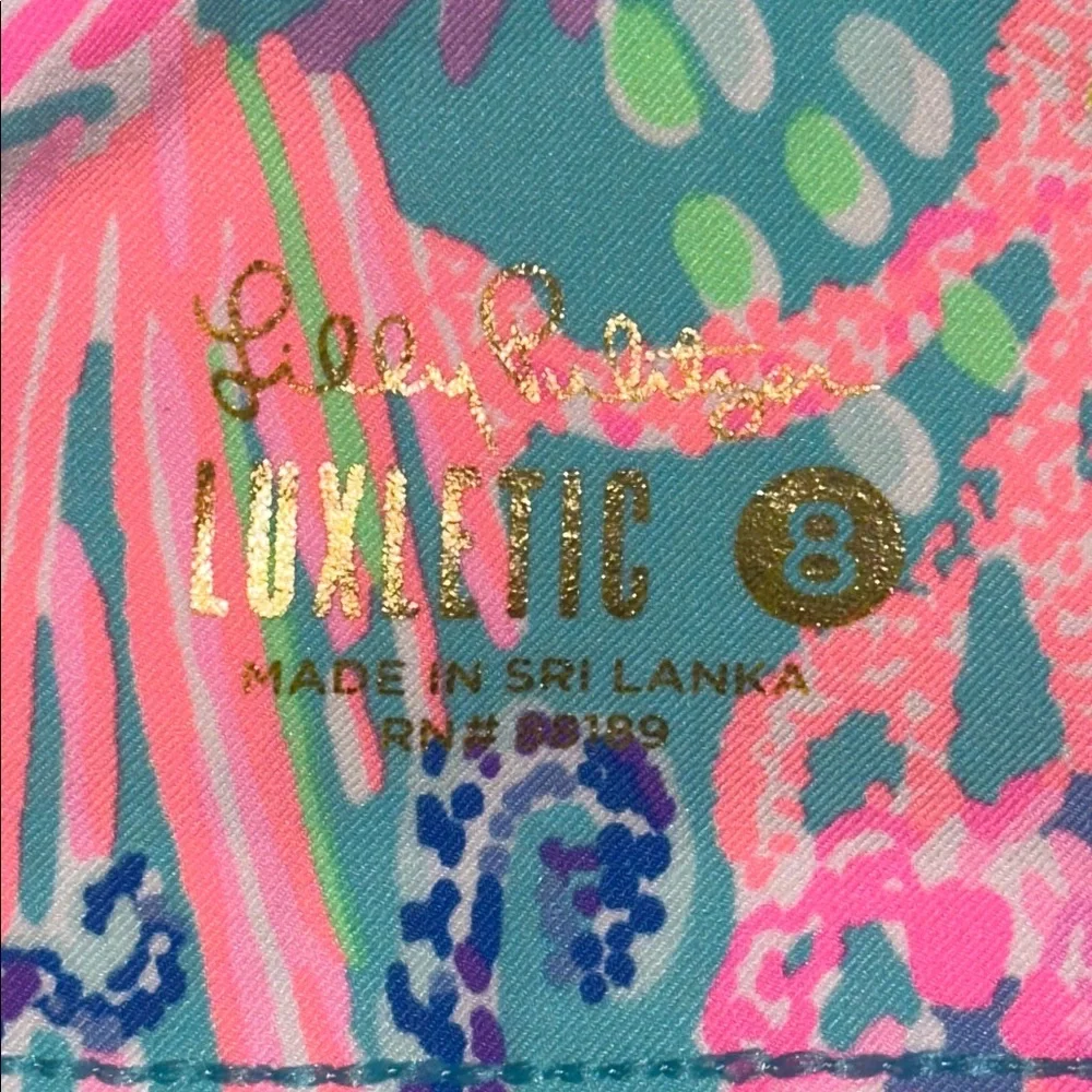 Lilly Pulitzer Nakia Luxletic Shorts in Signature Colorful Print UPF+50 Size 8 - Picture 15 of 15